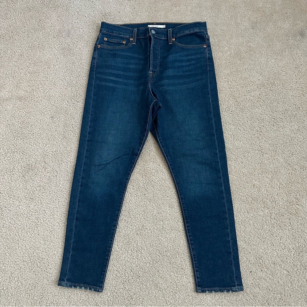 Levi’s Dark Wash Stretch Wedgie Skinny Jeans